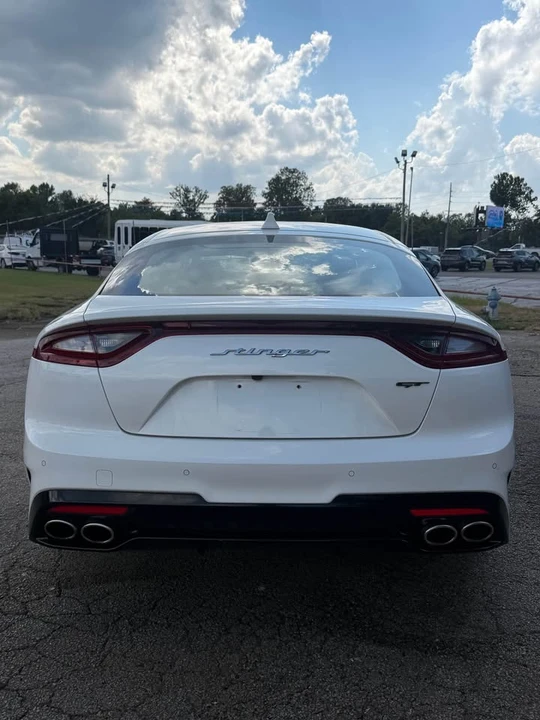 2020 Kia Stinger GT - Image 5 of 10