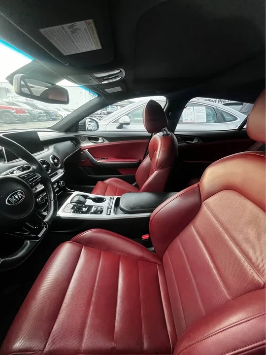 2020 Kia Stinger GT - Image 5 of 10