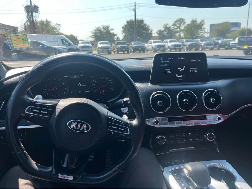 2020 Kia Stinger GT - Image 11 of 13