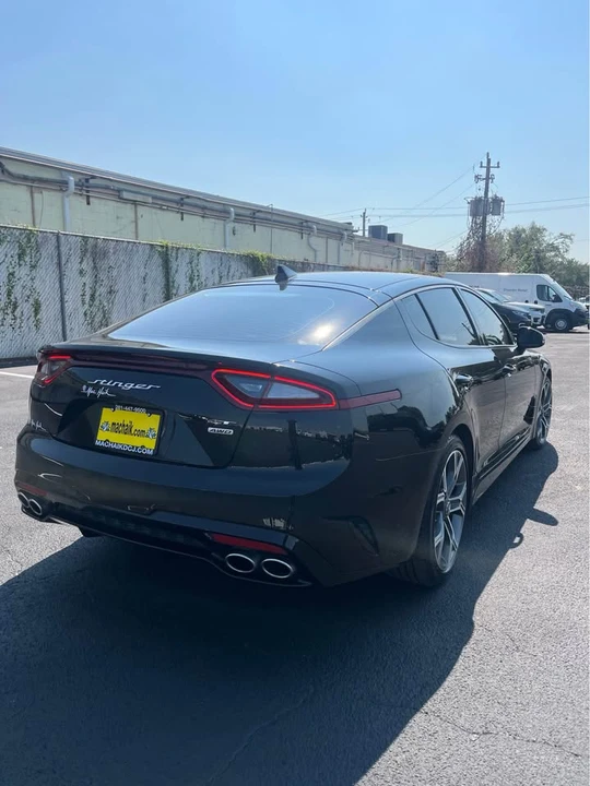 2020 Kia Stinger GT - Image 7 of 13