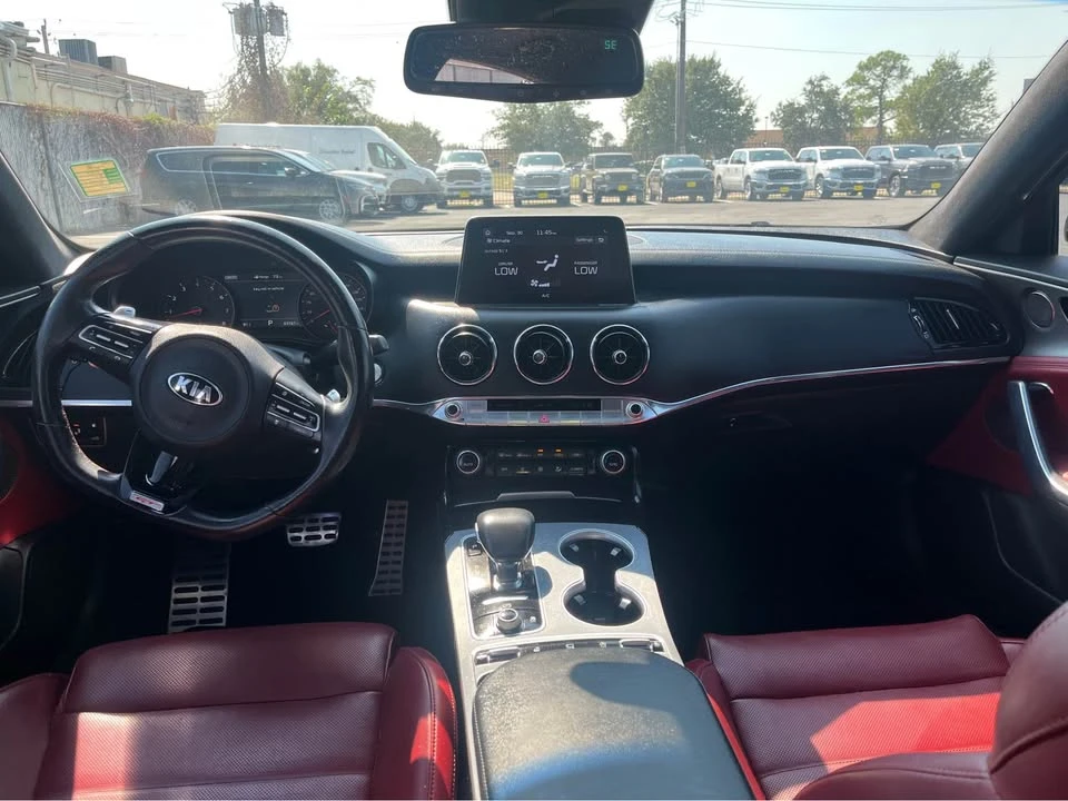 2020 Kia Stinger GT - Image 10 of 13