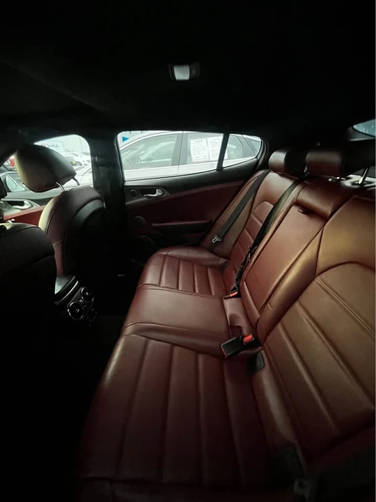 2020 Kia Stinger GT - Image 6 of 10
