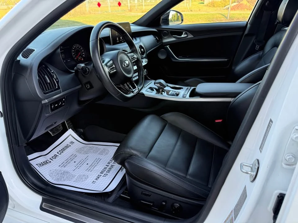 2020 Kia Stinger GT - Image 12 of 20
