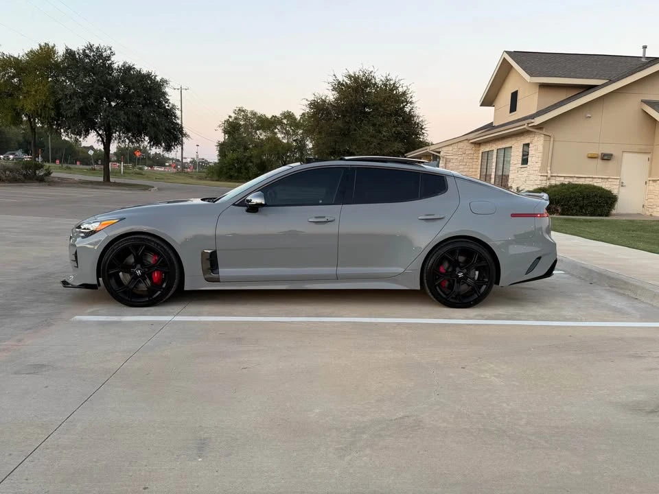 2020 Kia Stinger GT - Image 8 of 20