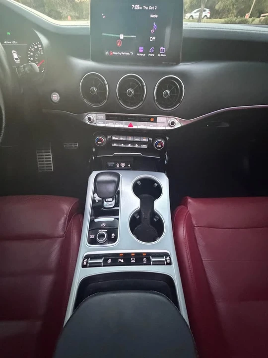 2020 Kia Stinger GT - Image 19 of 20