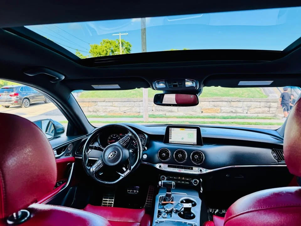 2020 Kia Stinger GT - Image 4 of 18