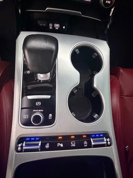 2020 Kia Stinger GT - Image 11 of 20