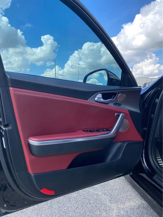 2020 Kia Stinger GT - Image 8 of 16