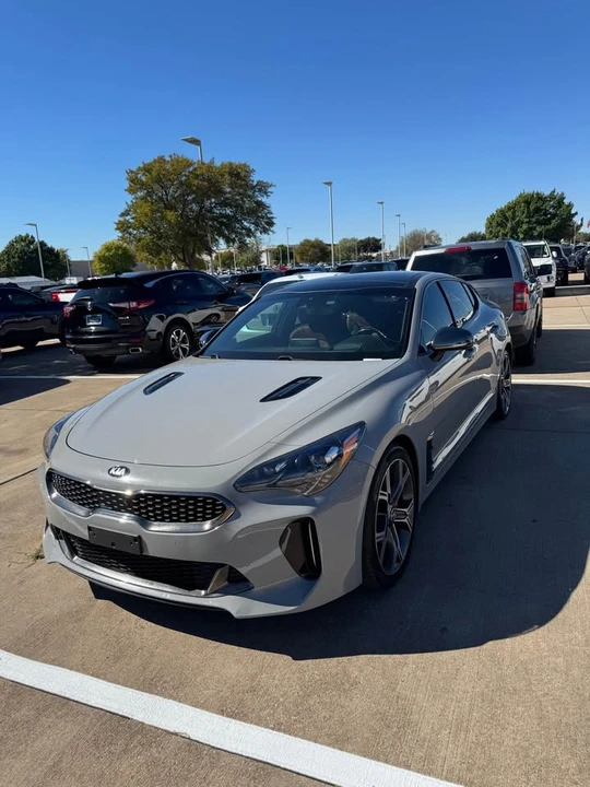2020 Kia Stinger GT - Image 2 of 7
