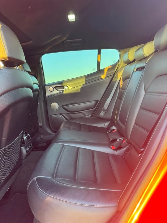 2020 Kia Stinger GT - Image 6 of 7