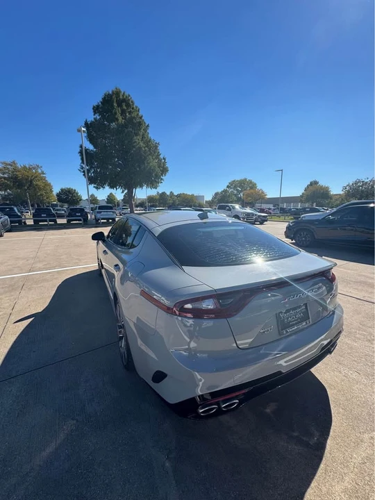 2020 Kia Stinger GT - Image 6 of 7