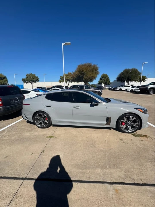 2020 Kia Stinger GT - Image 4 of 7