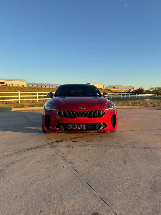 2020 Kia Stinger GT - Image 2 of 7