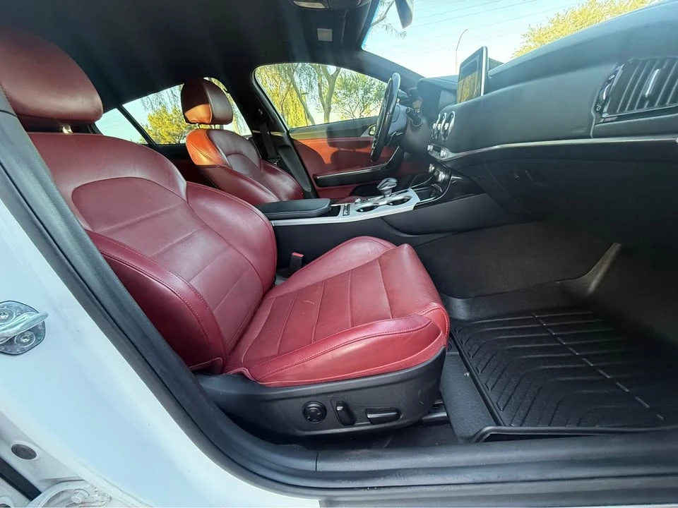 2020 Kia Stinger GT - Image 6 of 8