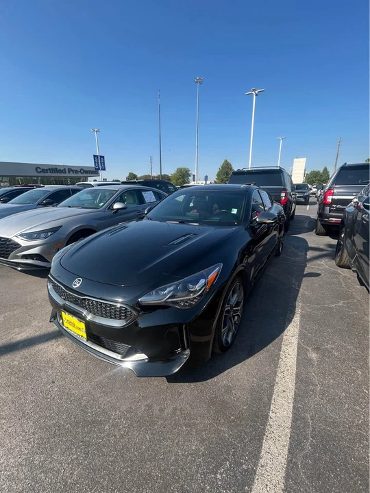 2020 Kia Stinger GT - Image 2 of 8