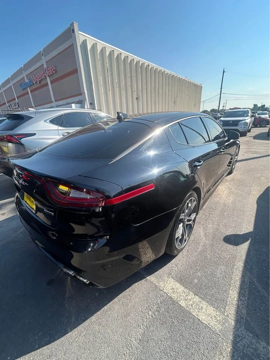 2020 Kia Stinger GT - Image 5 of 8