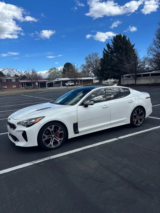 2020 Kia Stinger GT - Image 3 of 18
