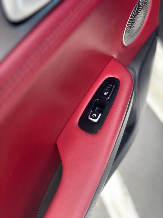 2020 Kia Stinger GT - Image 14 of 18