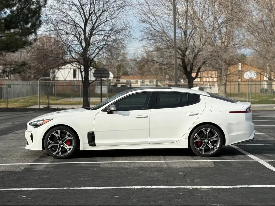 2020 Kia Stinger GT - Image 5 of 18