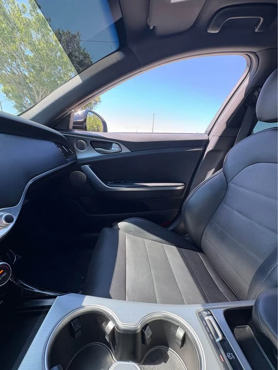 2020 Kia Stinger GT - Image 14 of 19