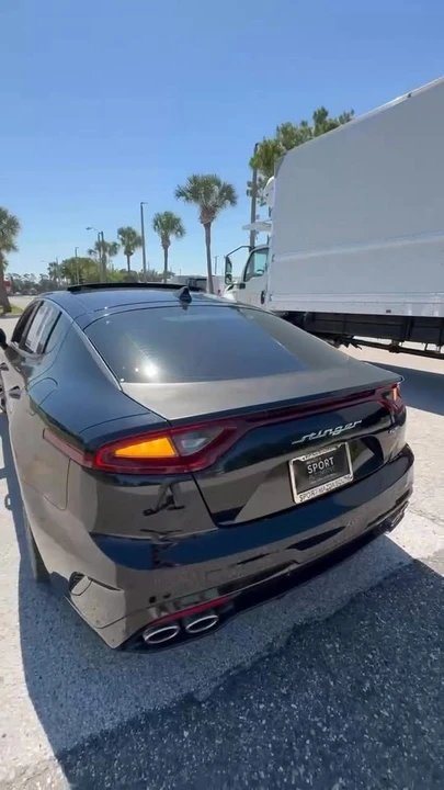 2020 Kia Stinger GT - Image 19 of 19