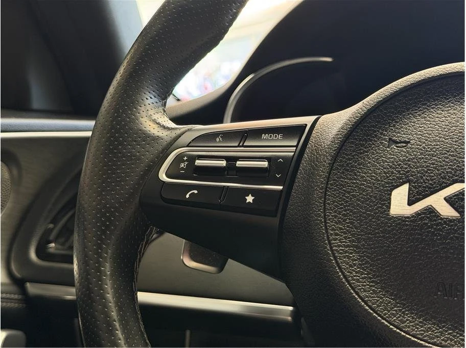 2020 Kia Stinger GT - Image 13 of 20