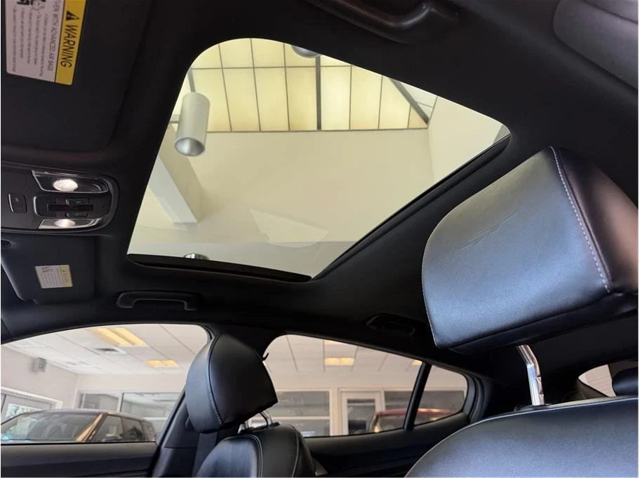 2020 Kia Stinger GT - Image 16 of 20