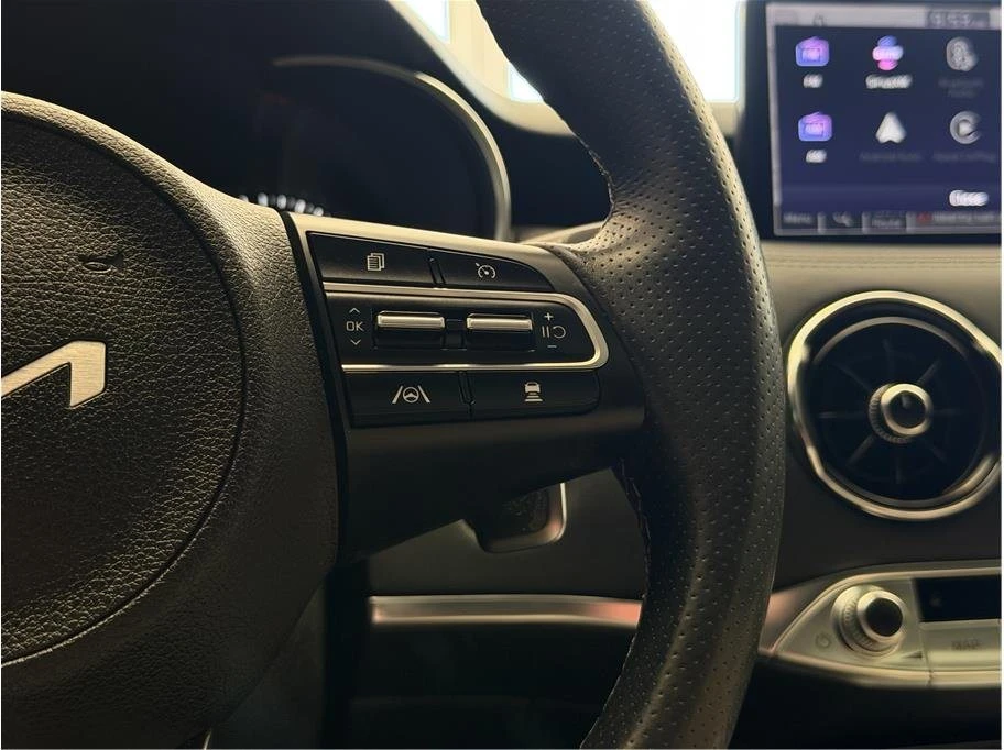 2020 Kia Stinger GT - Image 12 of 20