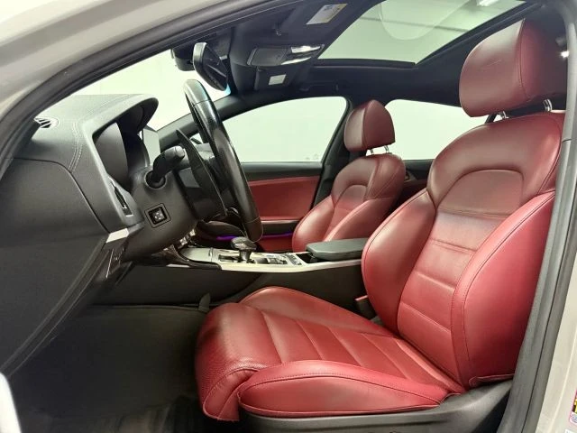 2020 Kia Stinger GT - Image 18 of 21