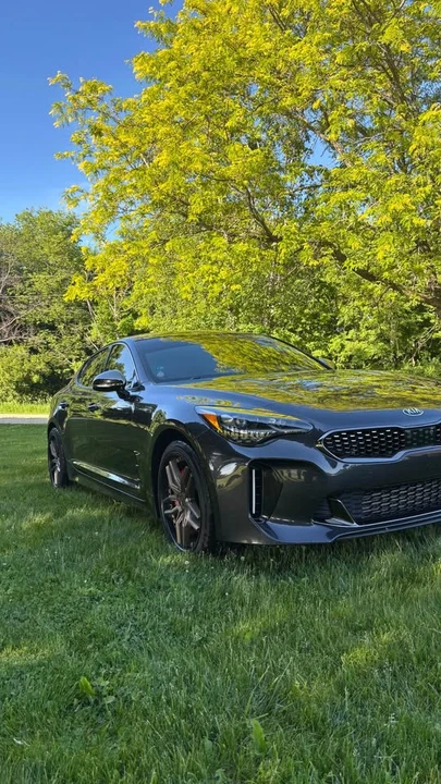 2020 Kia Stinger GT - Image 2 of 14