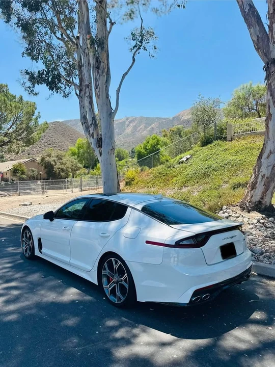 2020 Kia Stinger GT - Image 5 of 11