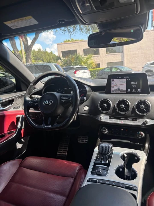 2020 Kia Stinger GT - Image 7 of 9