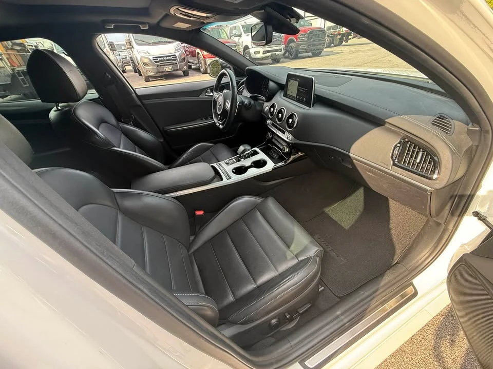 2020 Kia Stinger GT - Image 14 of 14
