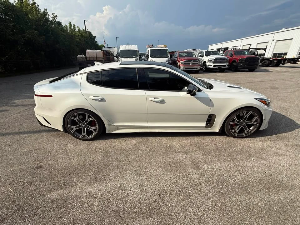 2020 Kia Stinger GT - Image 7 of 14