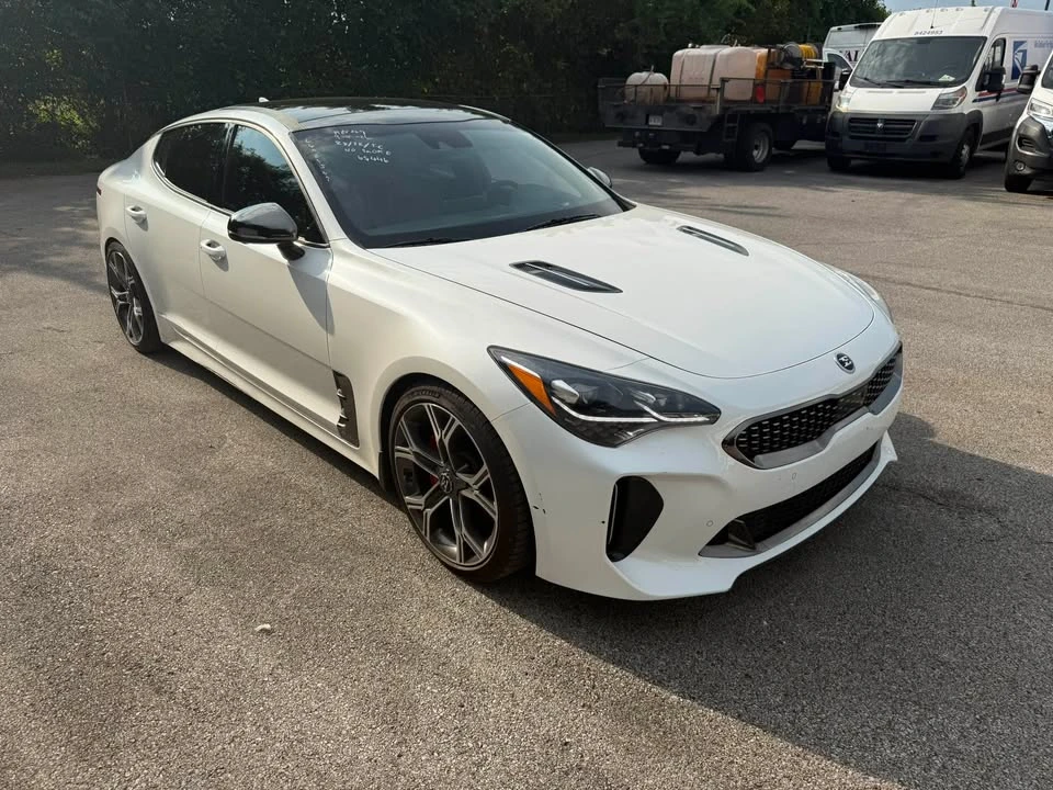 2020 Kia Stinger GT - Image 8 of 14