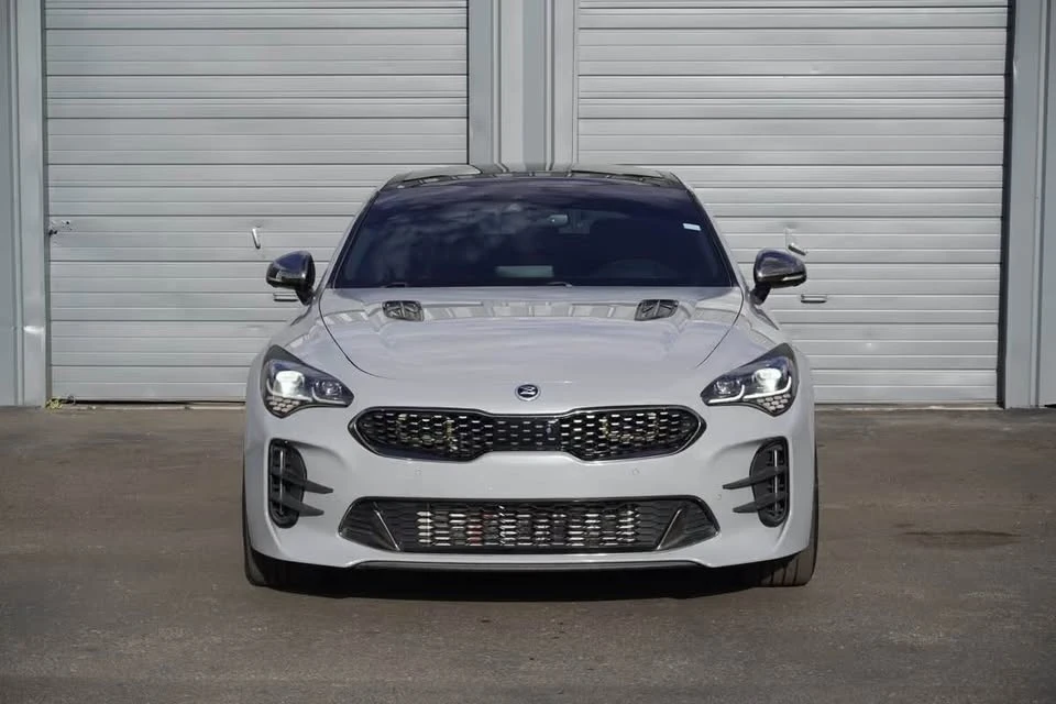 2020 Kia Stinger GT - Image 2 of 9