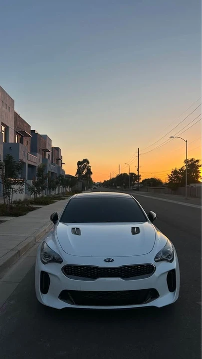 2020 Kia Stinger GT - Image 7 of 13