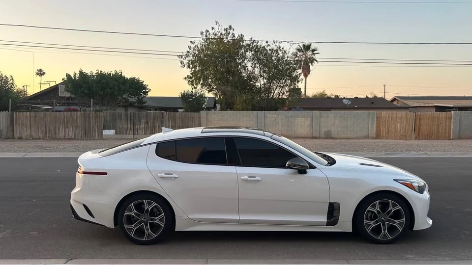 2020 Kia Stinger GT - Image 5 of 13