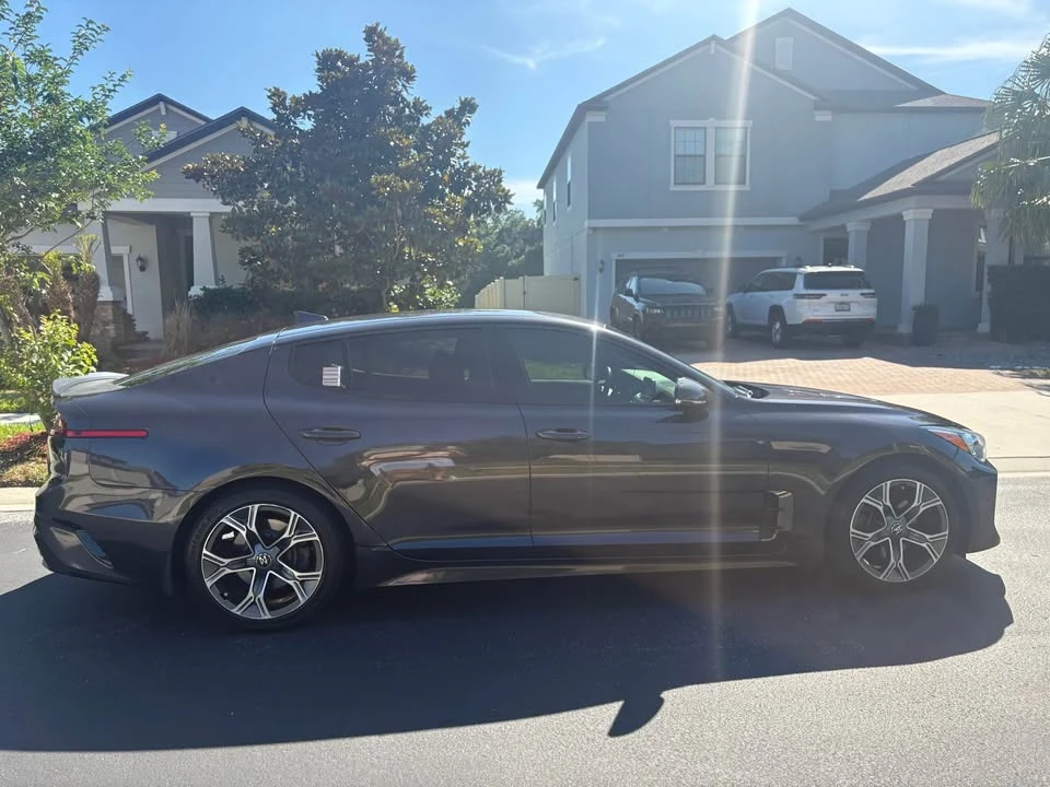 2020 Kia Stinger - Image 4 of 11