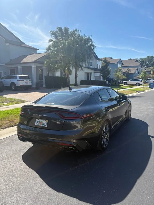 2020 Kia Stinger - Image 5 of 11
