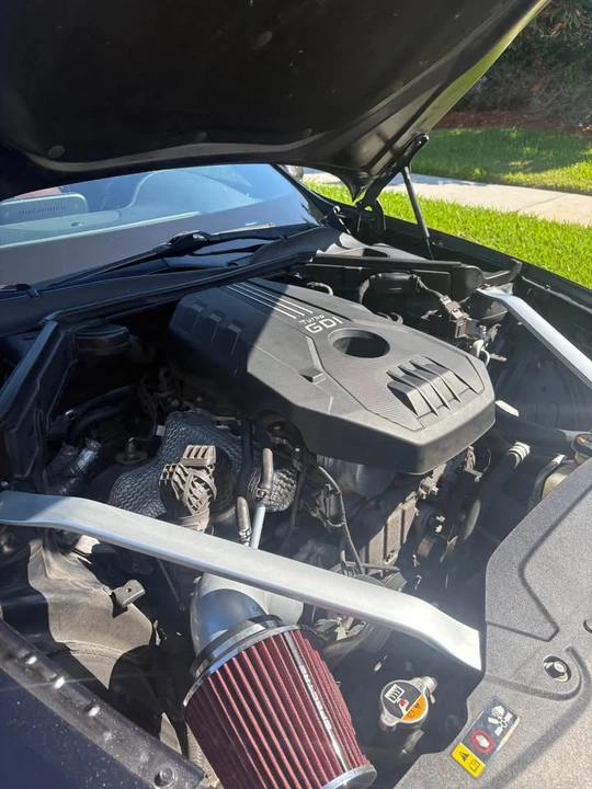 2020 Kia Stinger - Image 2 of 11