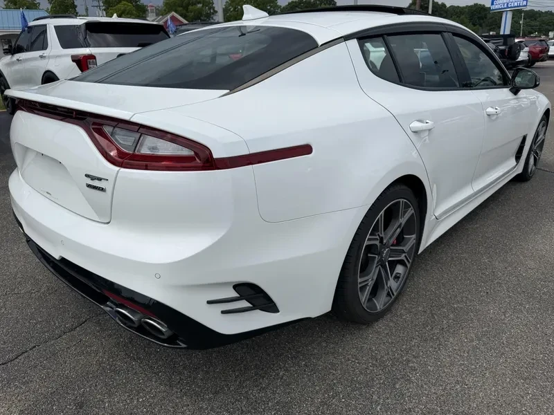 2020 Kia Stinger GT - Image 6 of 15