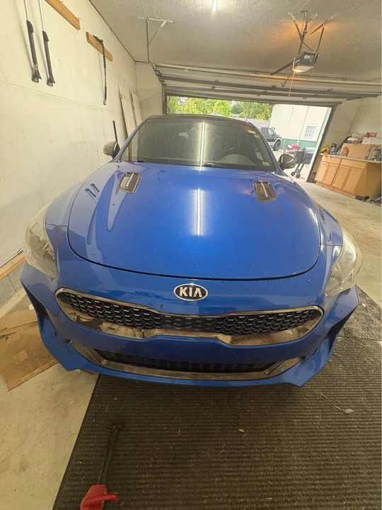 2020 Kia Stinger GT - Image 3 of 10