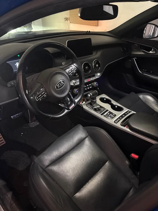 2020 Kia Stinger GT - Image 5 of 10