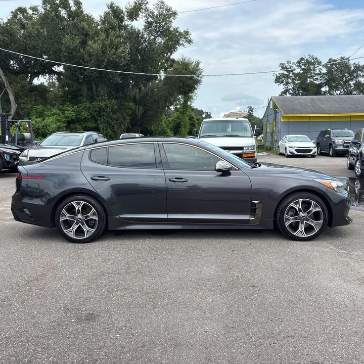 2020 Kia Stinger - Image 6 of 18