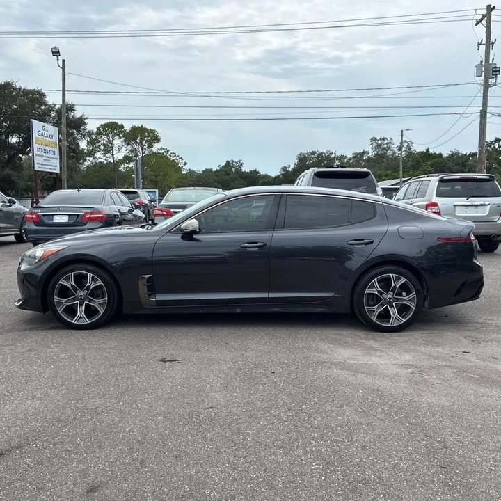 2020 Kia Stinger - Image 2 of 18