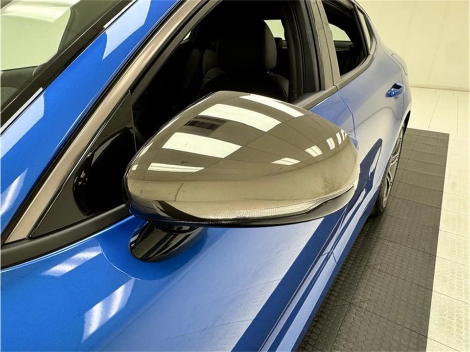 2020 Kia Stinger - Image 16 of 31