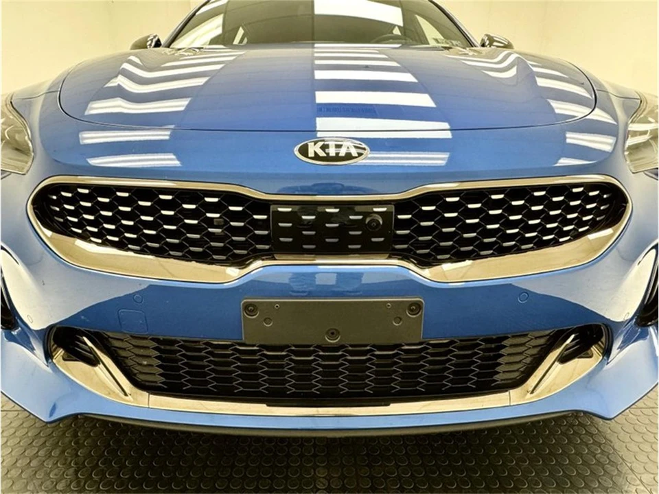 2020 Kia Stinger - Image 9 of 31
