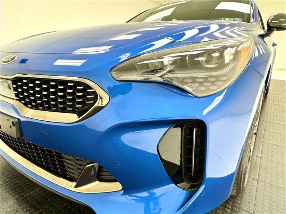 2020 Kia Stinger - Image 10 of 31
