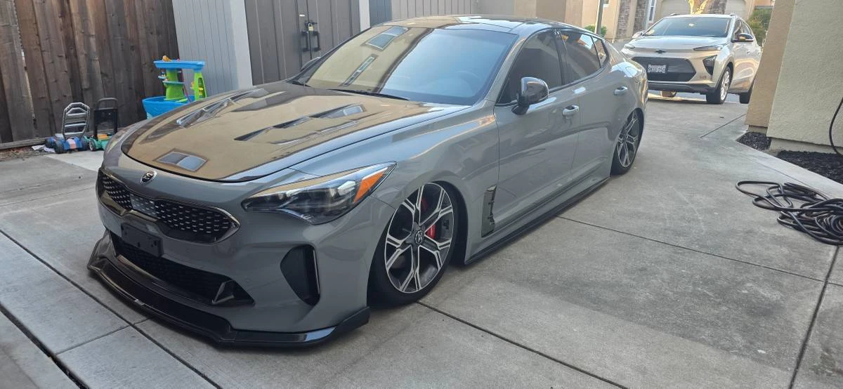 2020 Kia Stinger GT - Image 2 of 6